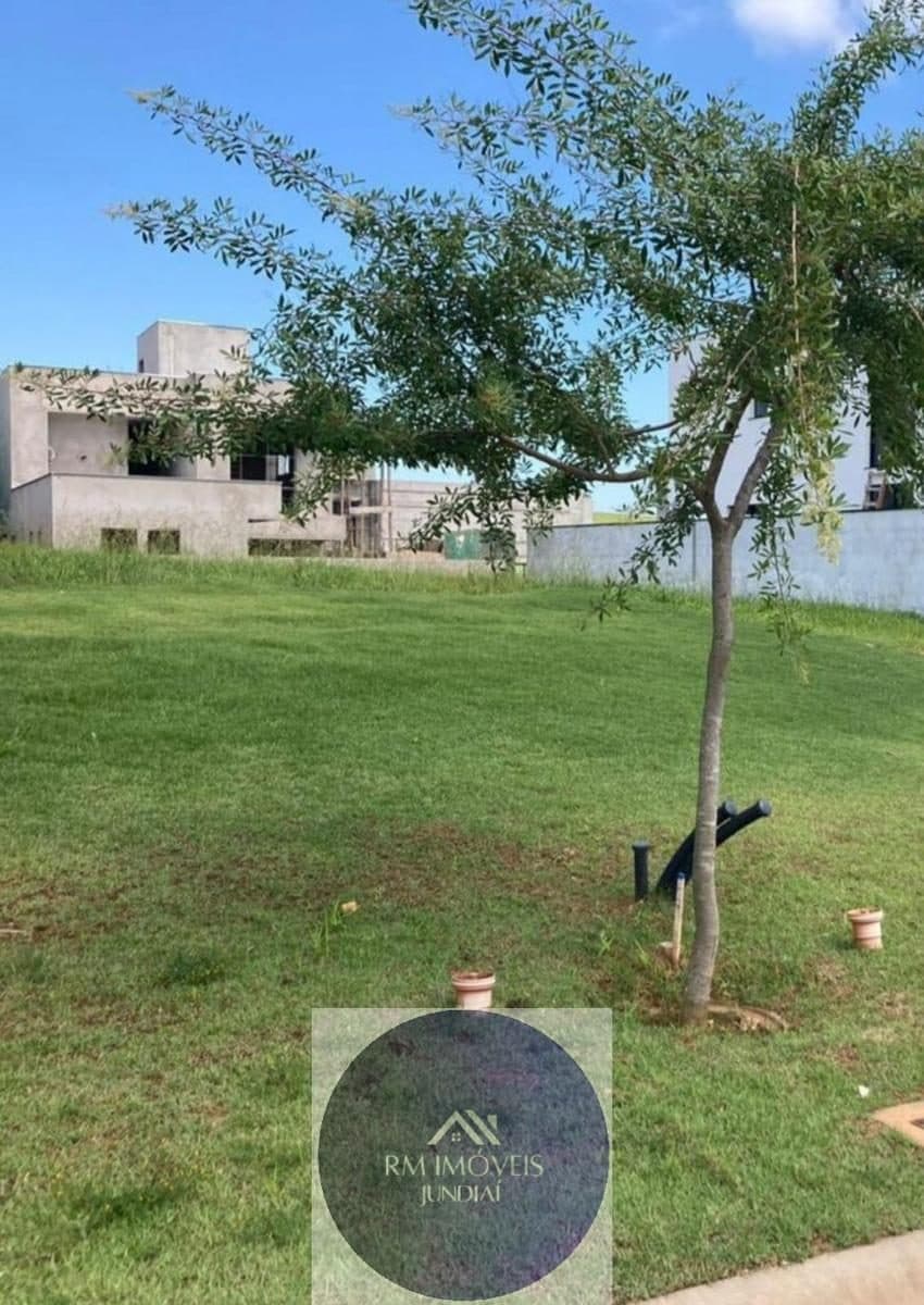 Terreno de 327 m² à venda em Jardim Novo Mundo — foto 1