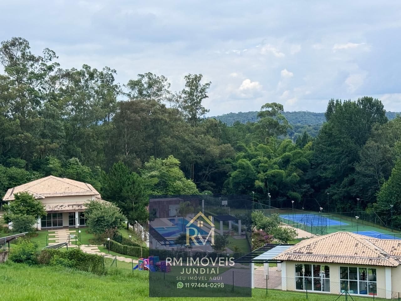 Terreno de 1.006 m² à venda em Caxambu — foto 1